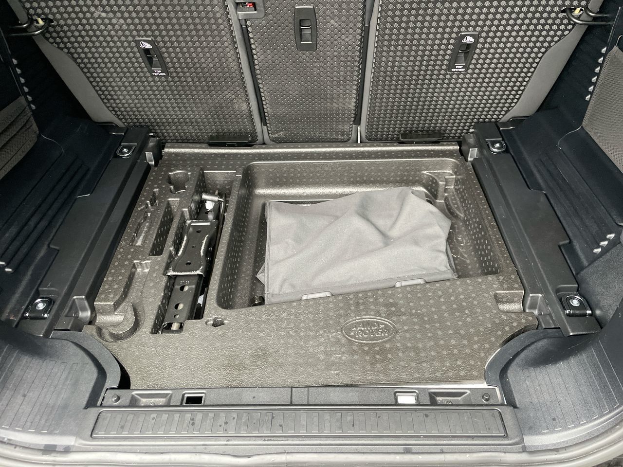 2023 Land Rover Defender