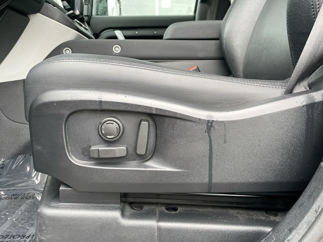 2023 Land Rover Defender