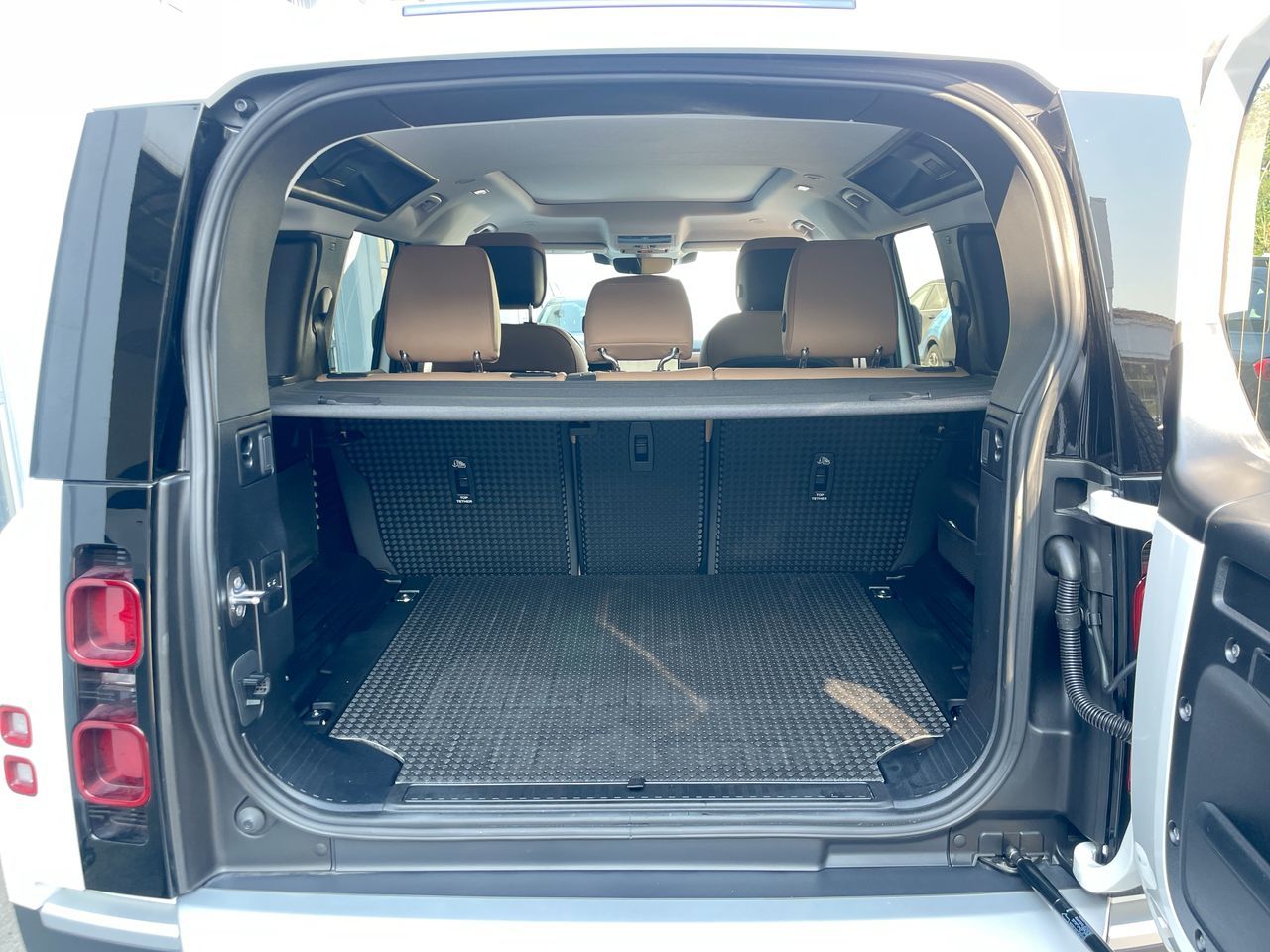 2025 Land Rover Defender