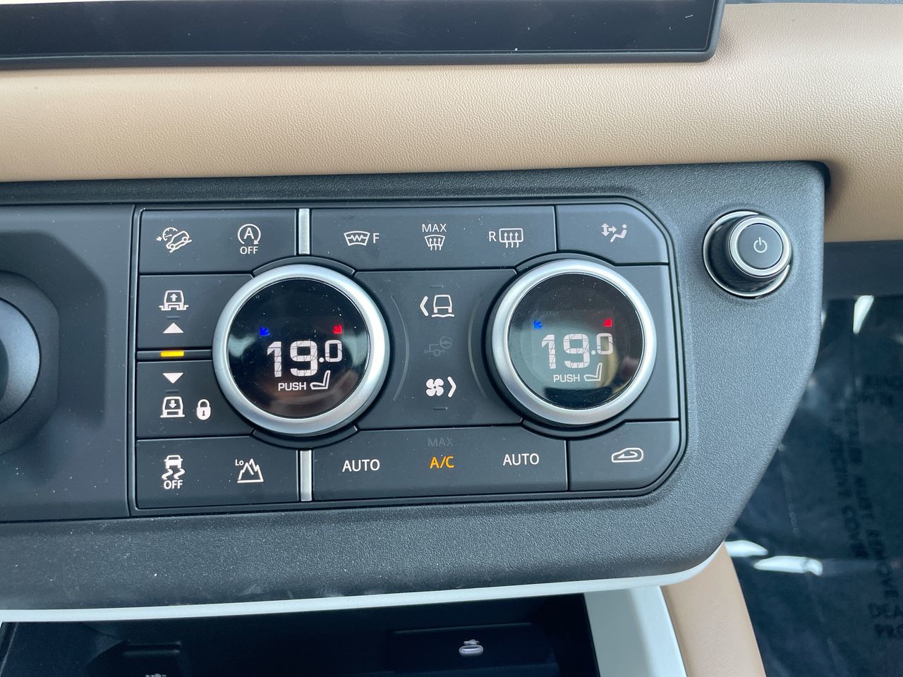 2025 Land Rover Defender