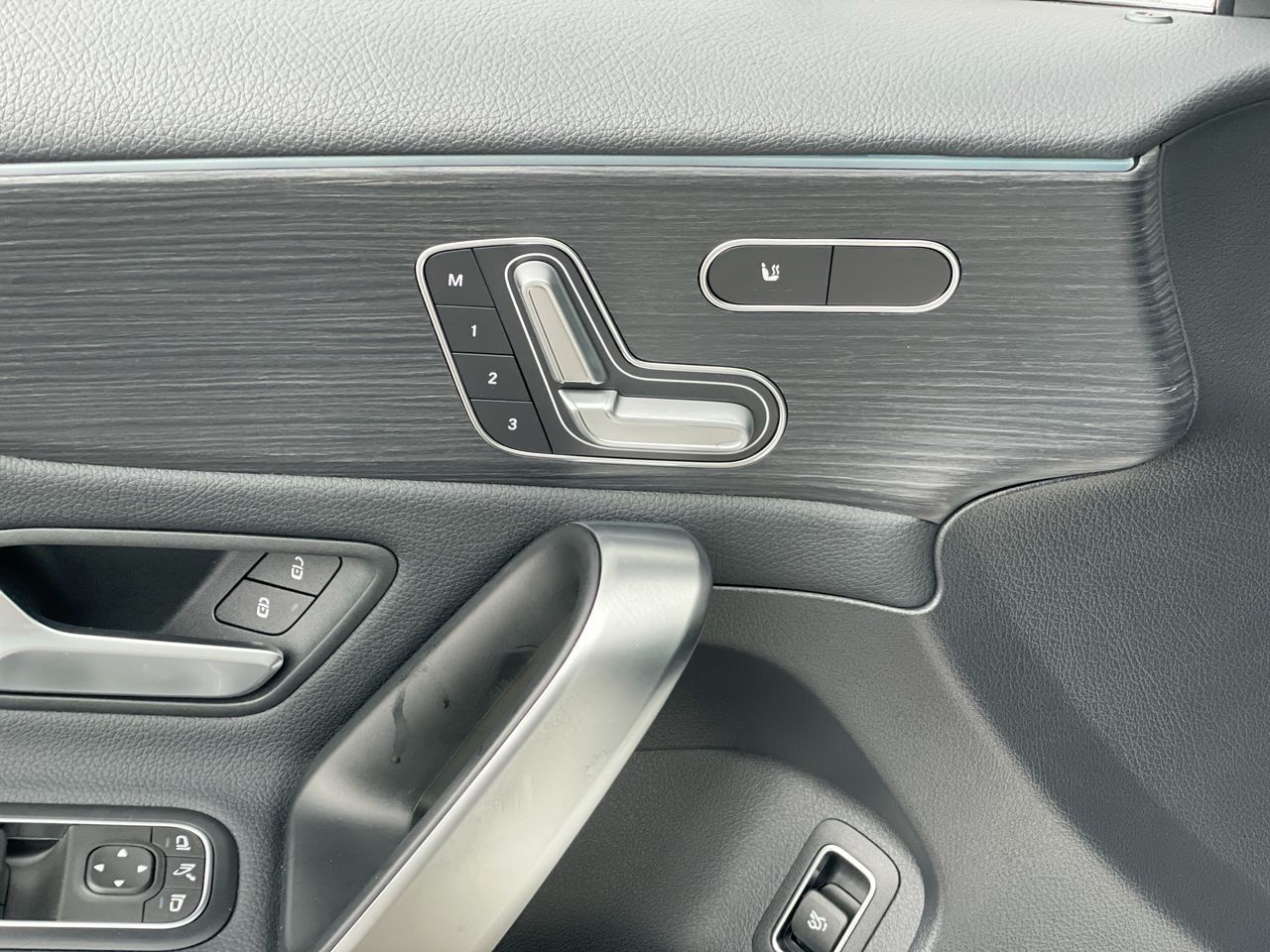 2020 Mercedes-Benz A220