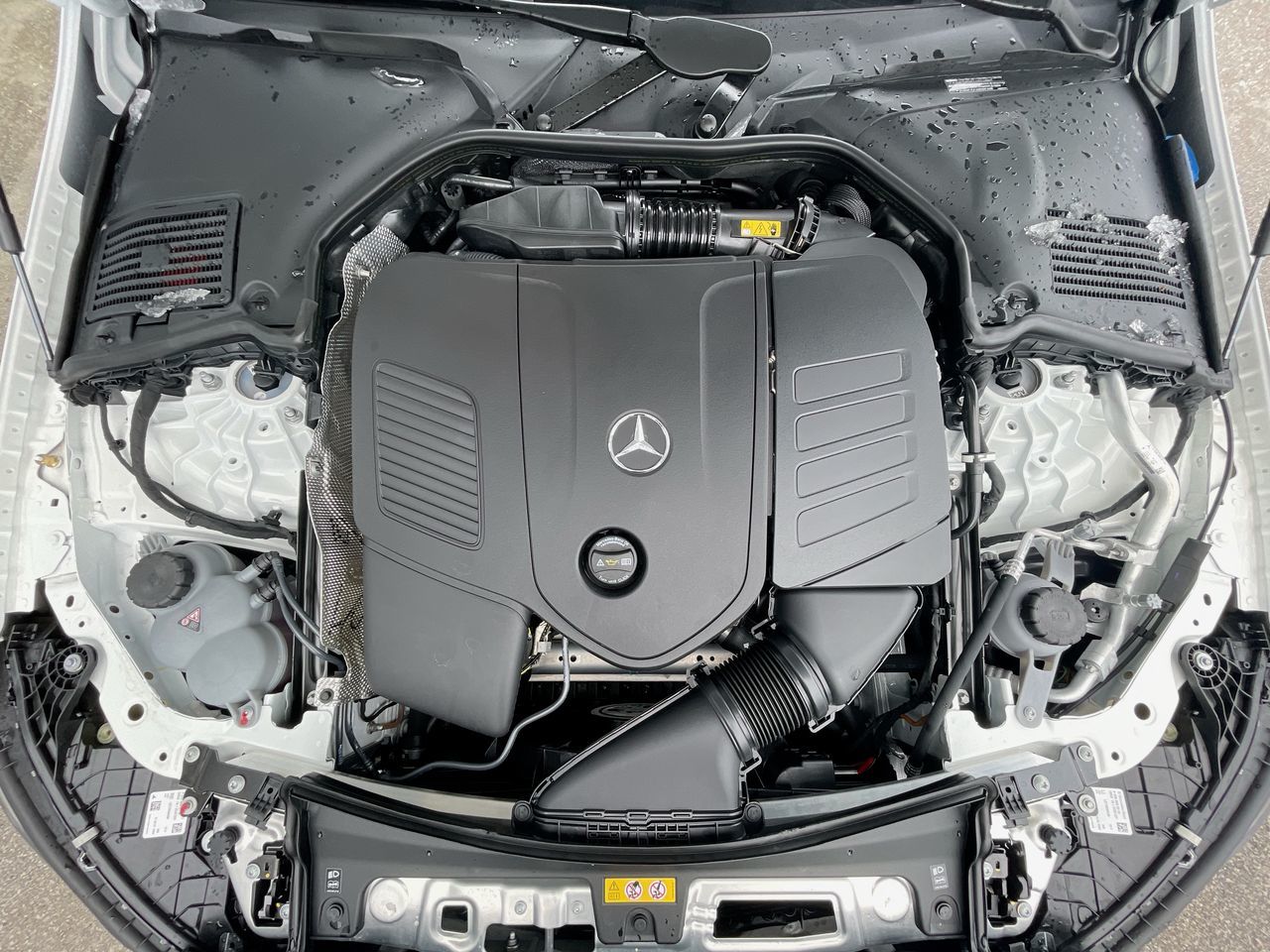 Mercedes-Benz C-Class  2025 à Richmond, Colombie-Britannique