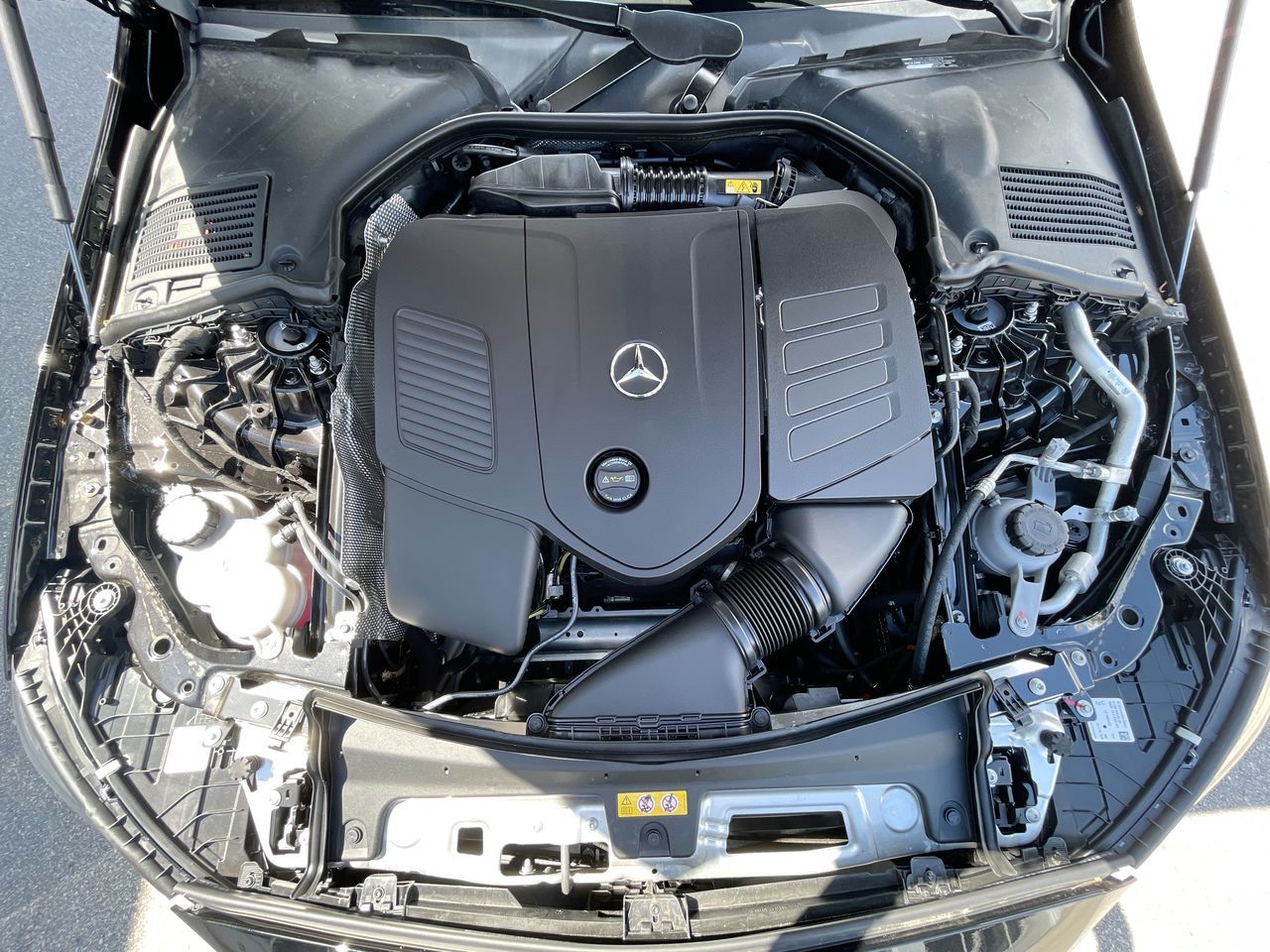 Mercedes-Benz C-Class  2025 à Richmond, Colombie-Britannique