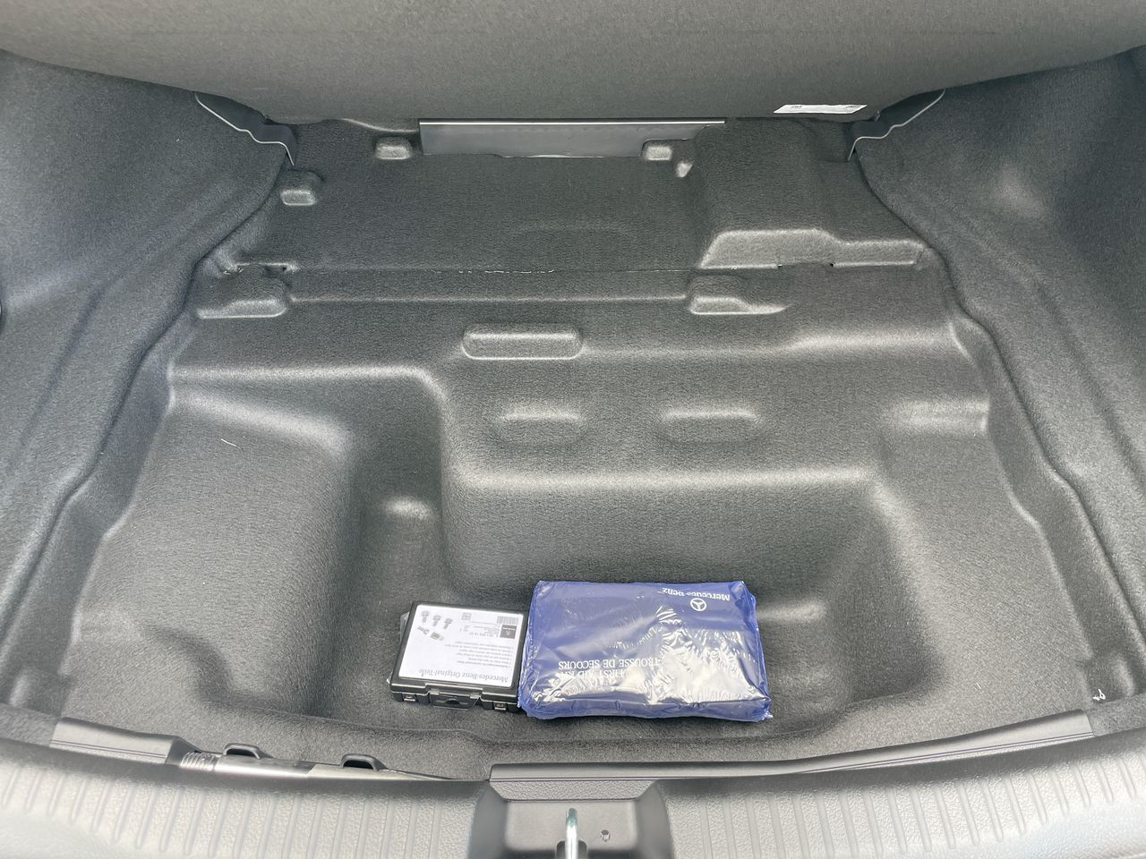 Mercedes-Benz C-Class  2025 à Richmond, Colombie-Britannique