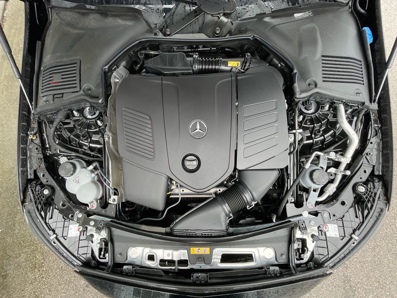 Mercedes-Benz C-Class  2025 à Richmond, Colombie-Britannique