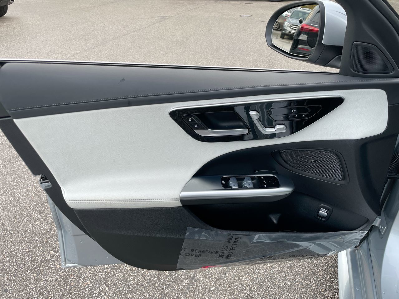 2022 Mercedes-Benz C300