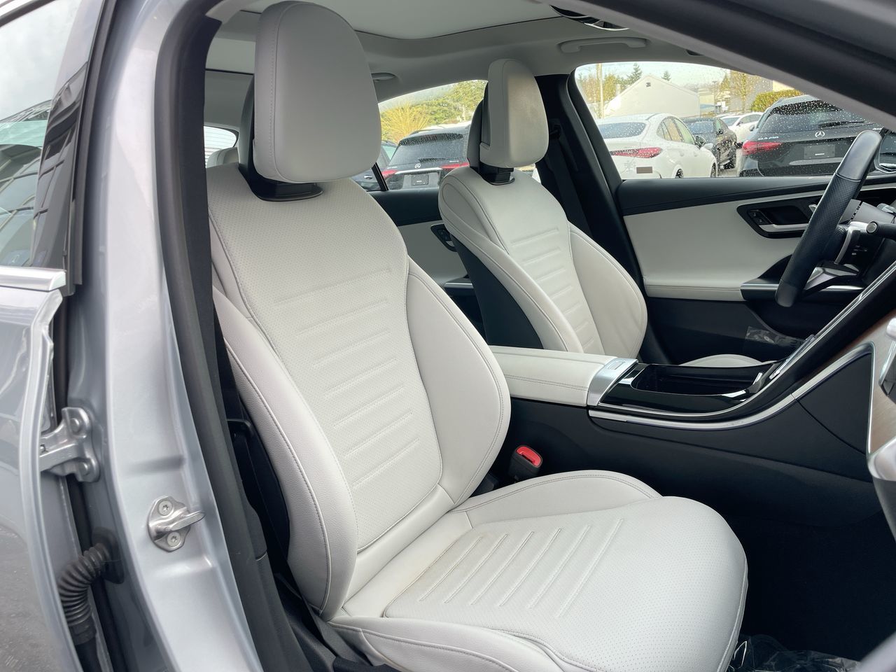 2022 Mercedes-Benz C300