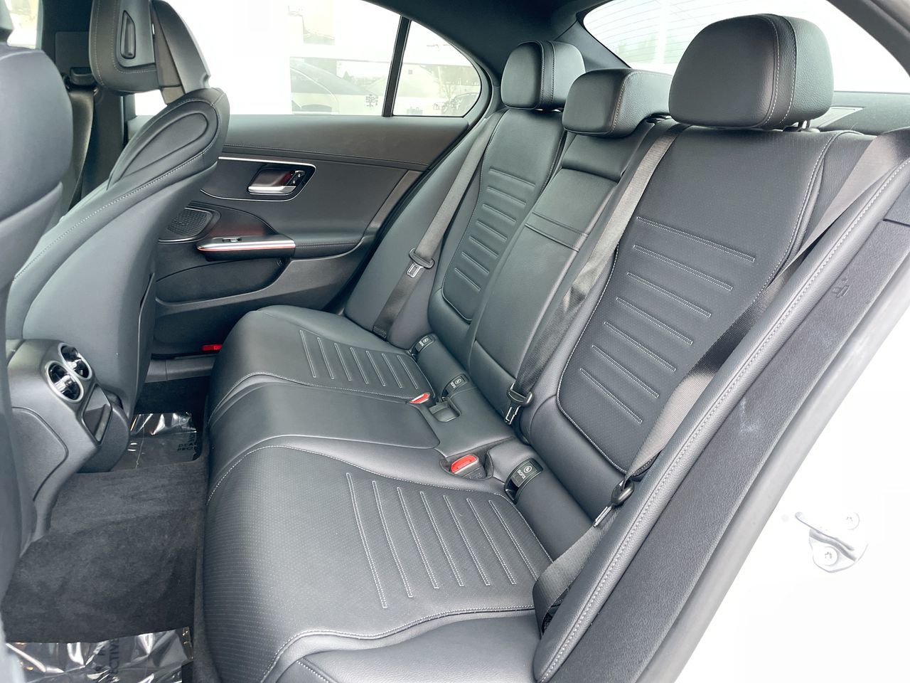 2022 Mercedes-Benz C300