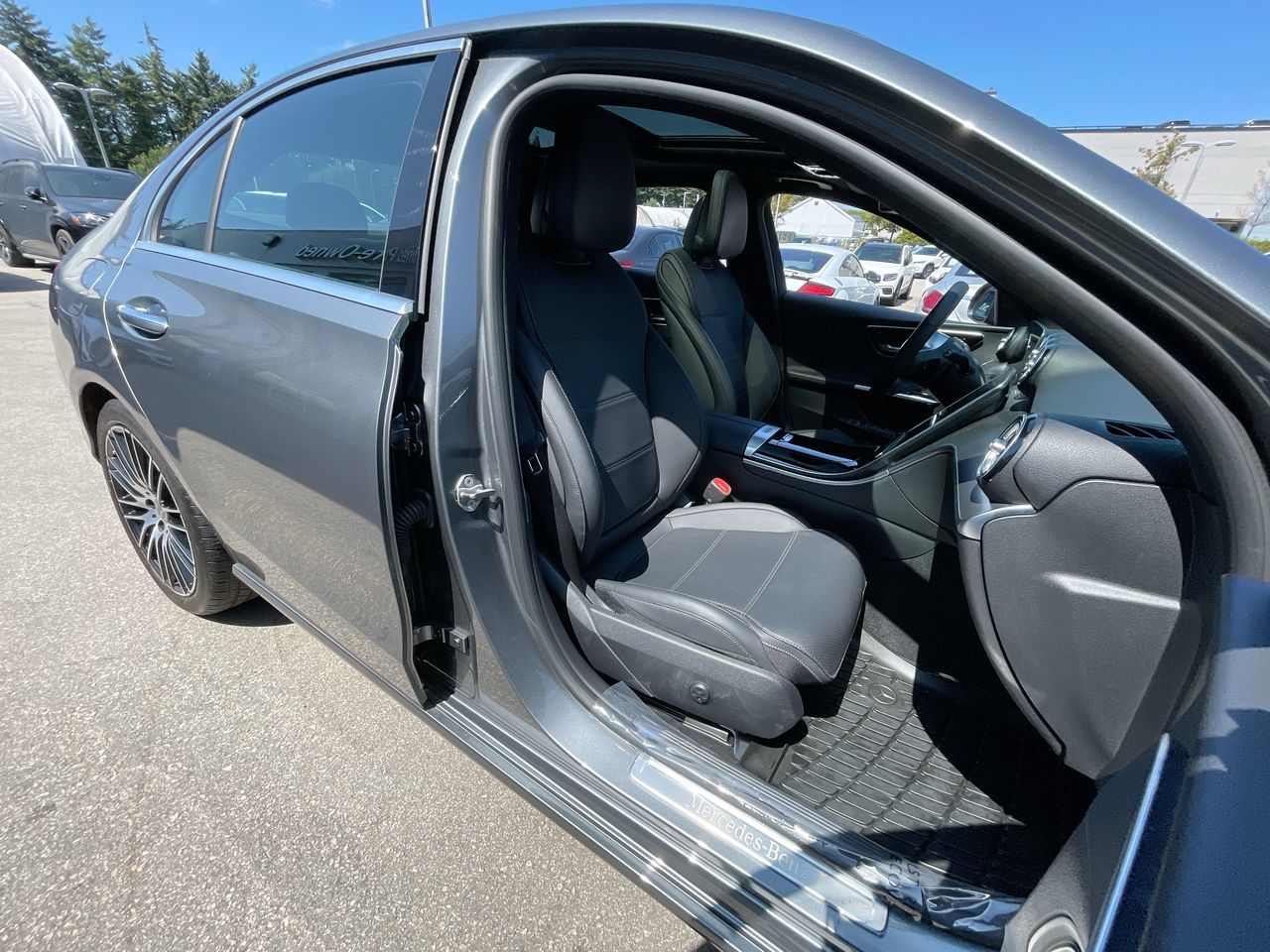 2022 Mercedes-Benz C300