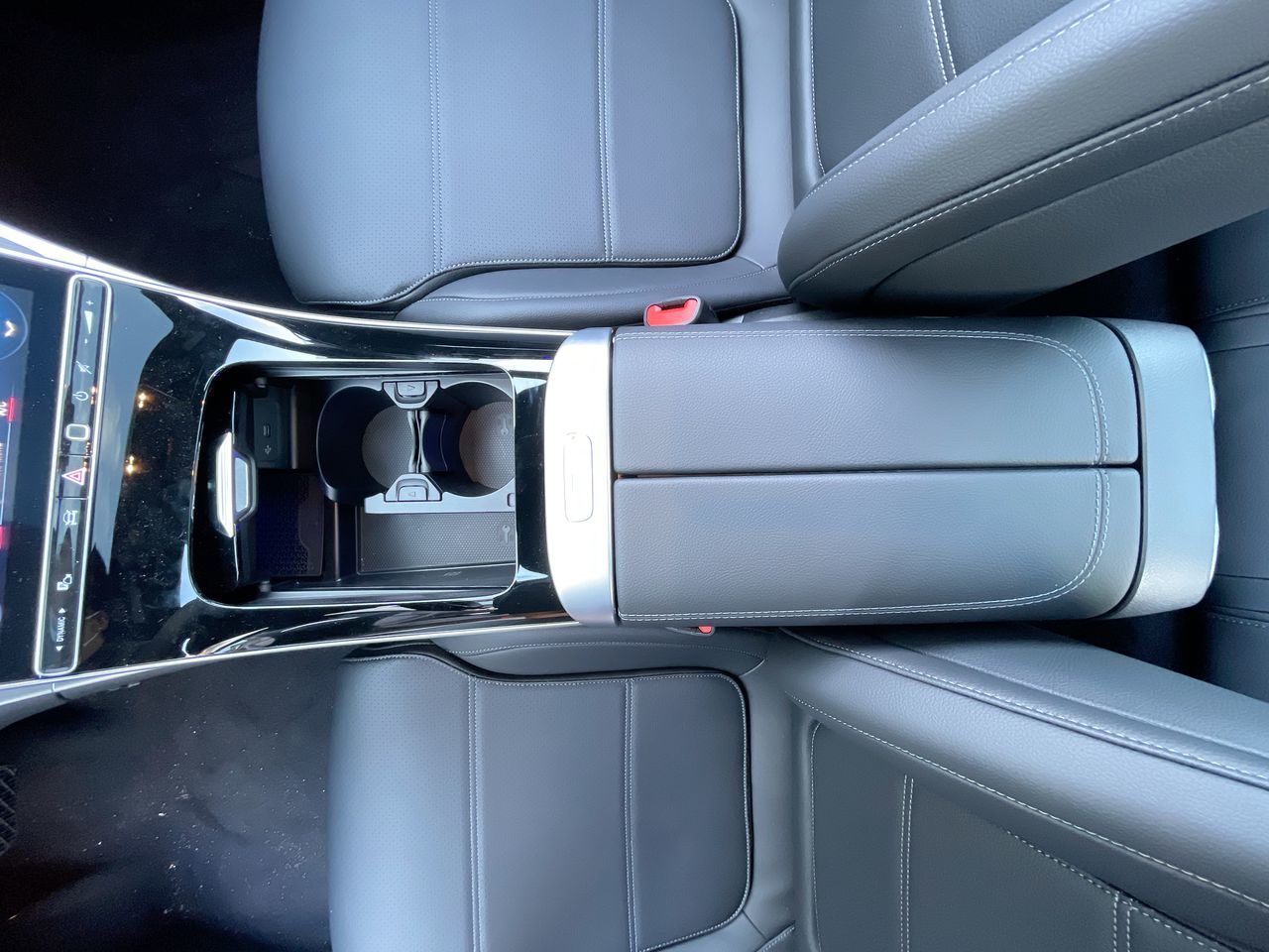2022 Mercedes-Benz C300