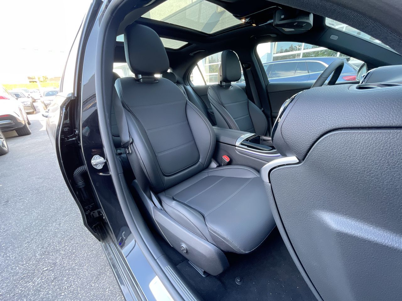 2022 Mercedes-Benz C300