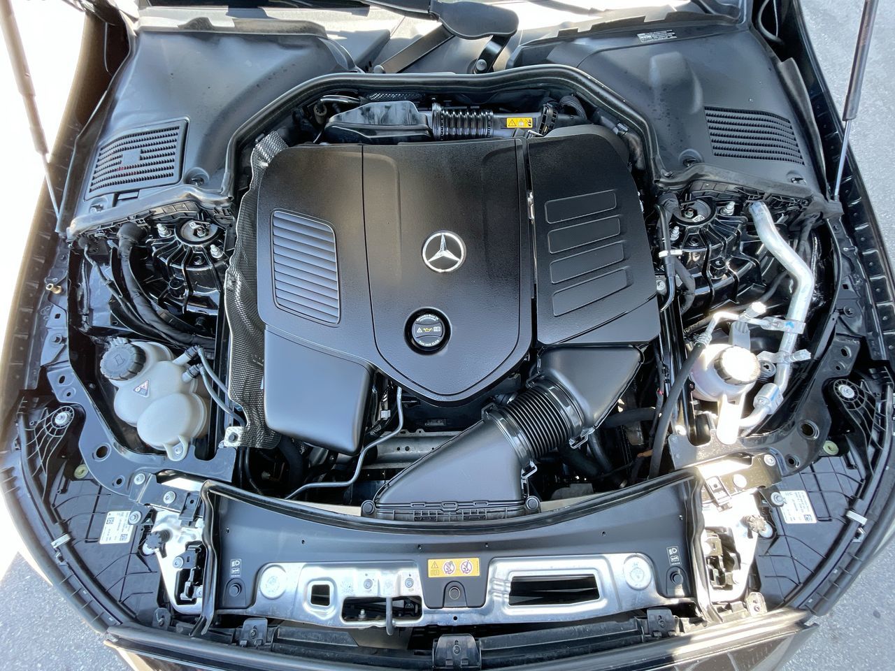 2023 Mercedes-Benz C300