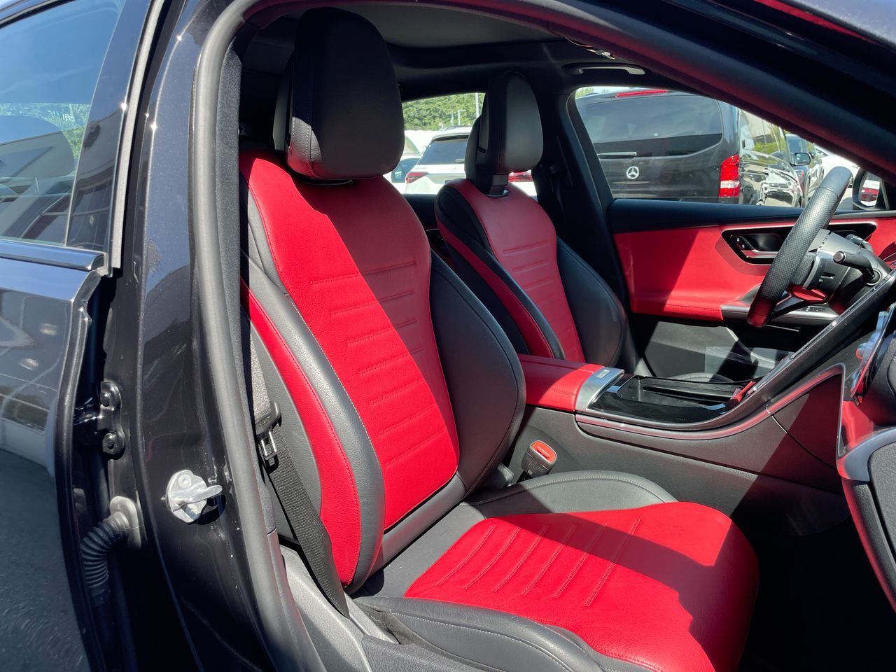 2023 Mercedes-Benz C300