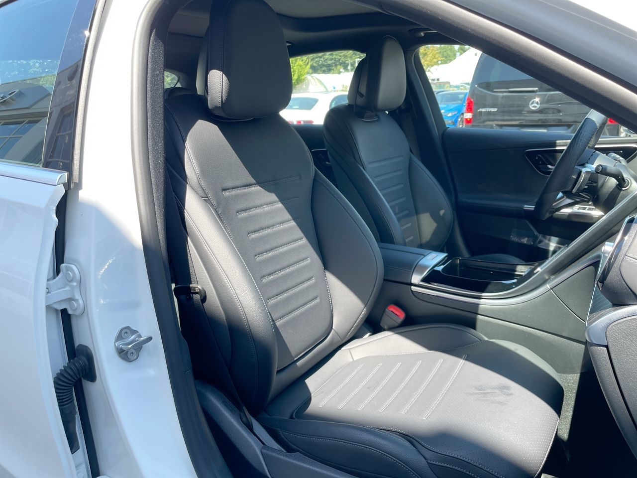 2023 Mercedes-Benz C300