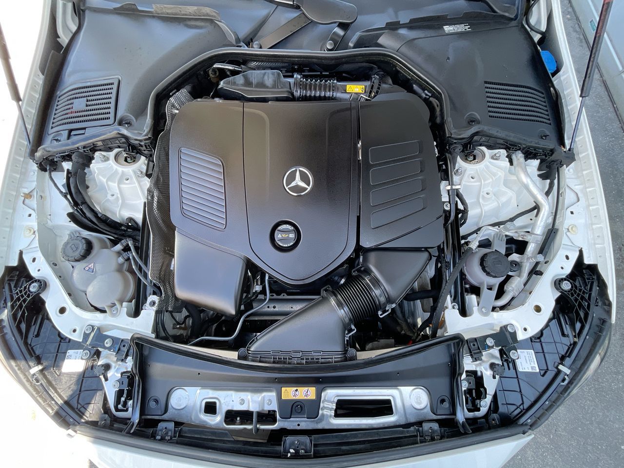 2023 Mercedes-Benz C300