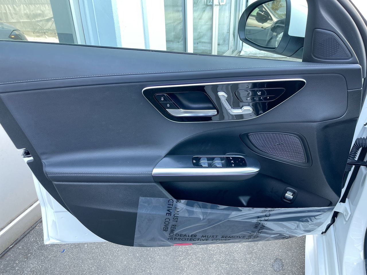 2023 Mercedes-Benz C300