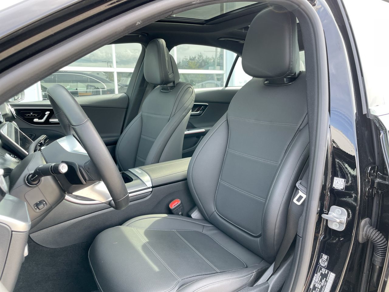 2025 Mercedes-Benz C300