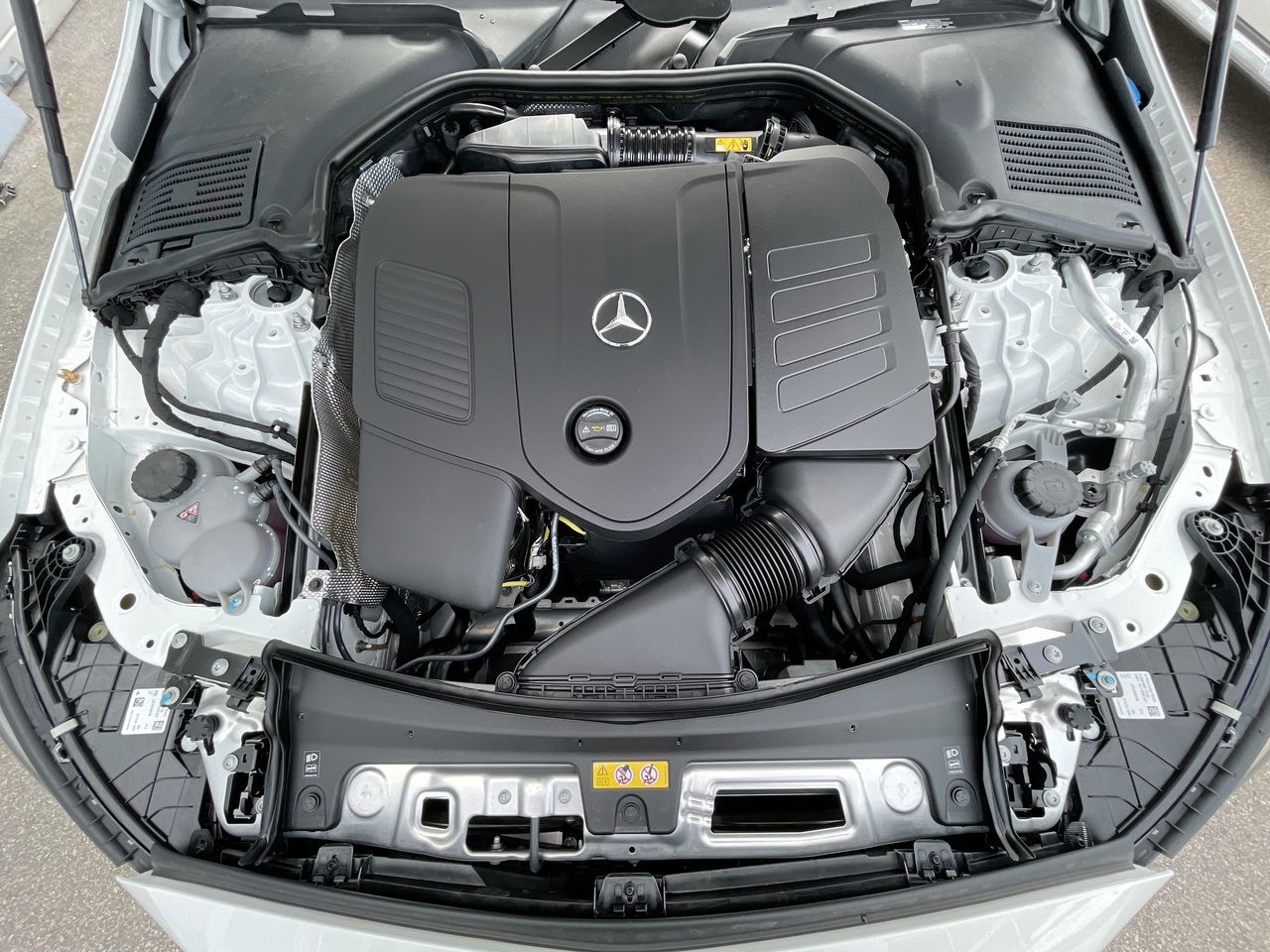 Mercedes-Benz C-Class  2026 à Richmond, Colombie-Britannique