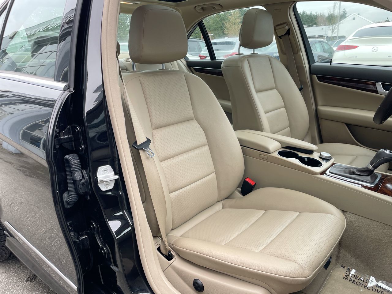 Mercedes-Benz C350  2012 à Richmond, Colombie-Britannique