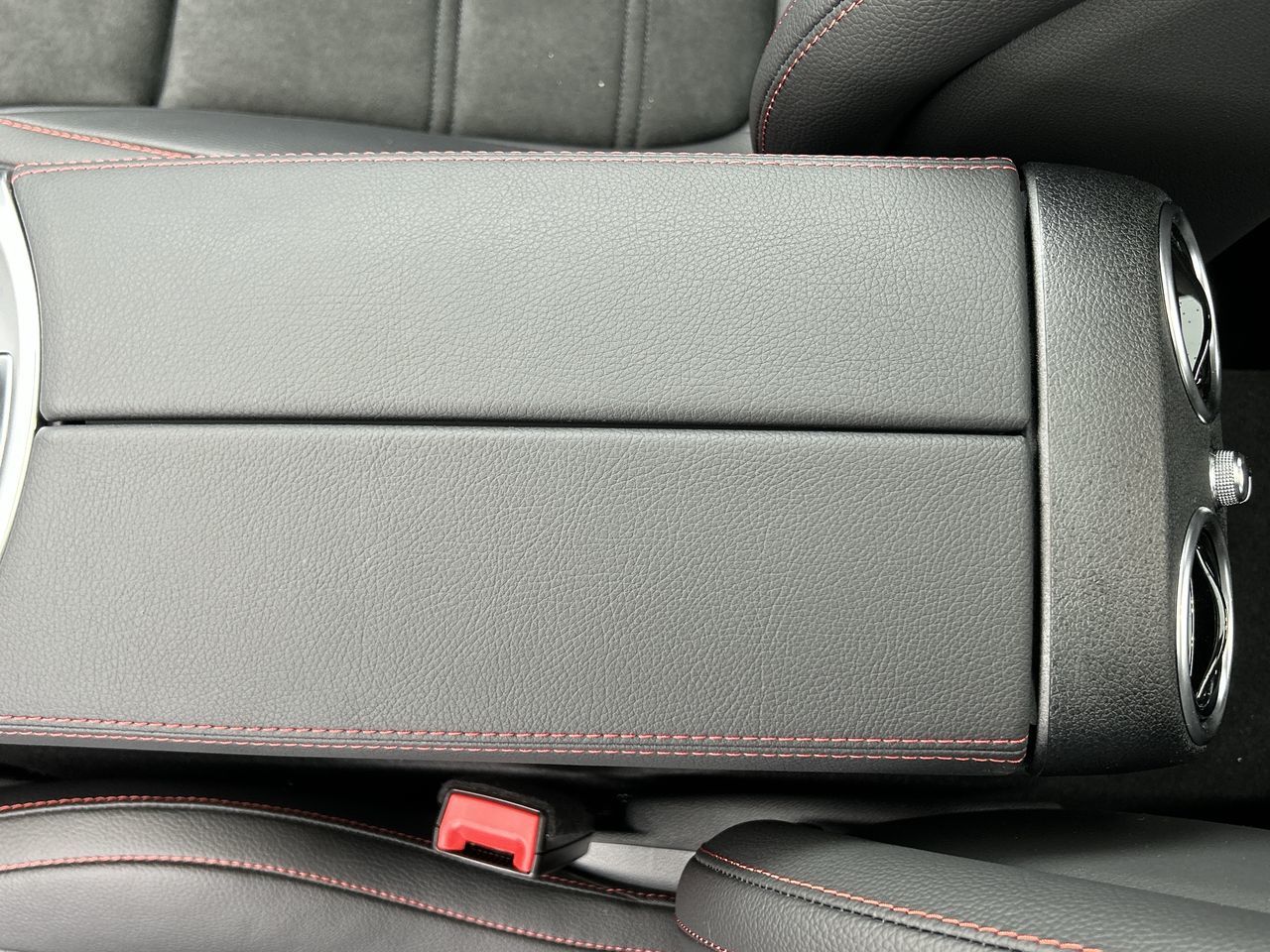 2023 Mercedes-Benz C43 AMG