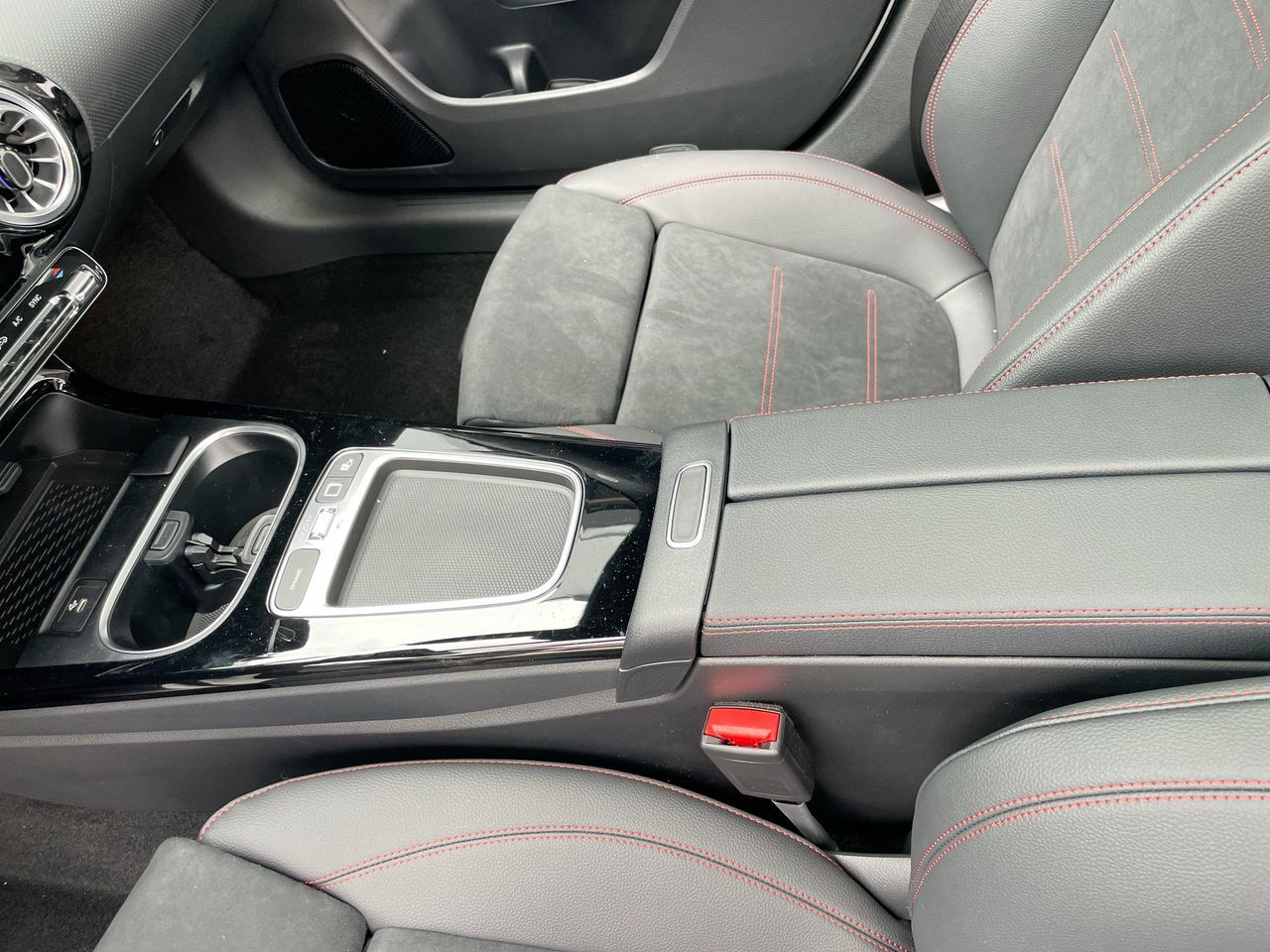 Mercedes-Benz CLA  2025 à Richmond, Colombie-Britannique