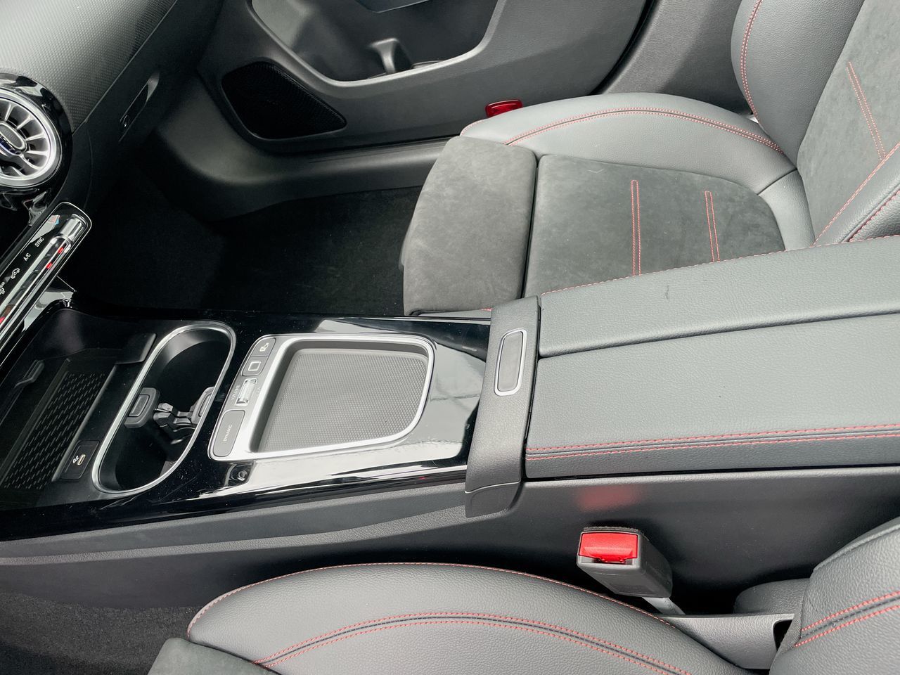 Mercedes-Benz CLA  2025 à Richmond, Colombie-Britannique