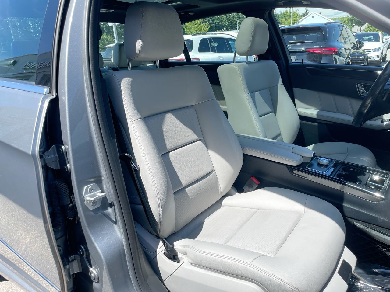 2010 Mercedes-Benz E350 in Richmond, British Columbia