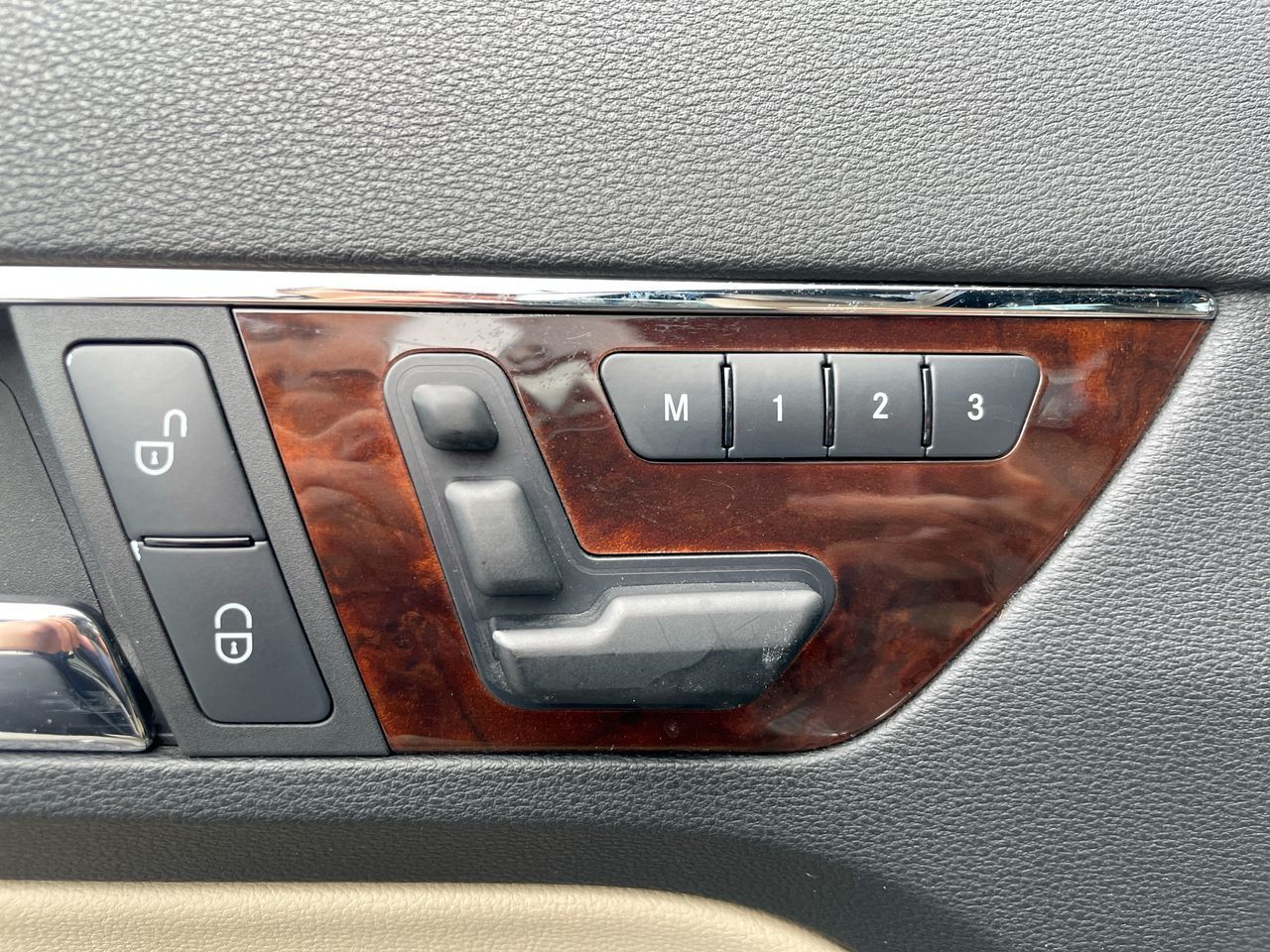 2012 Mercedes-Benz E350