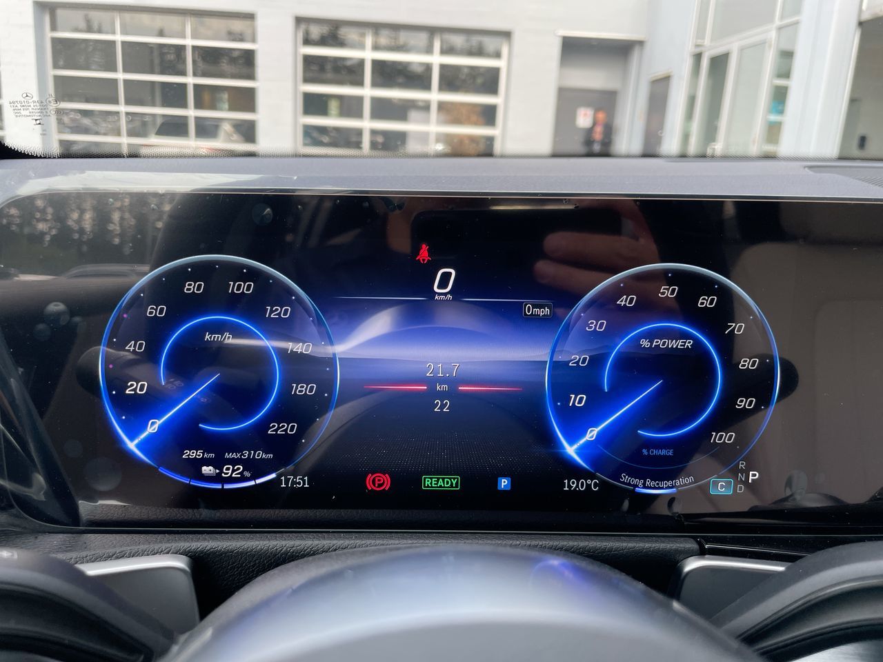 2025 Mercedes-Benz EQB in Richmond, British Columbia