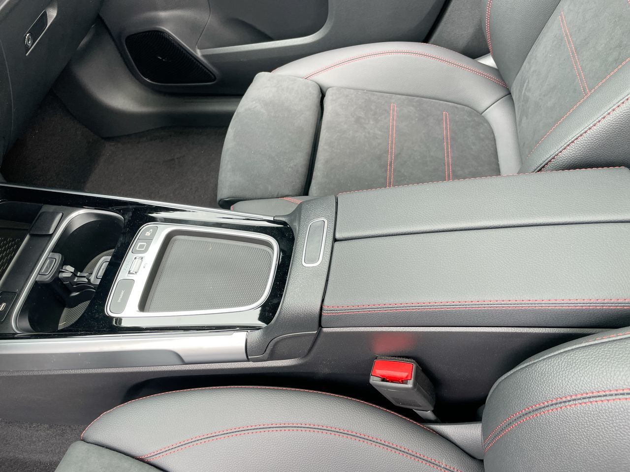 2025 Mercedes-Benz EQB