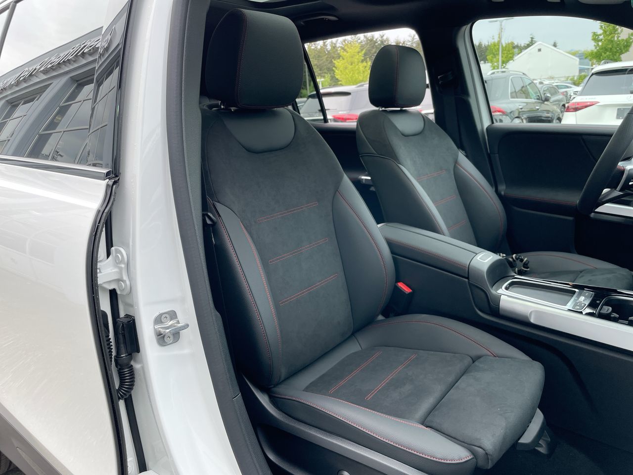 2025 Mercedes-Benz EQB in Richmond, British Columbia