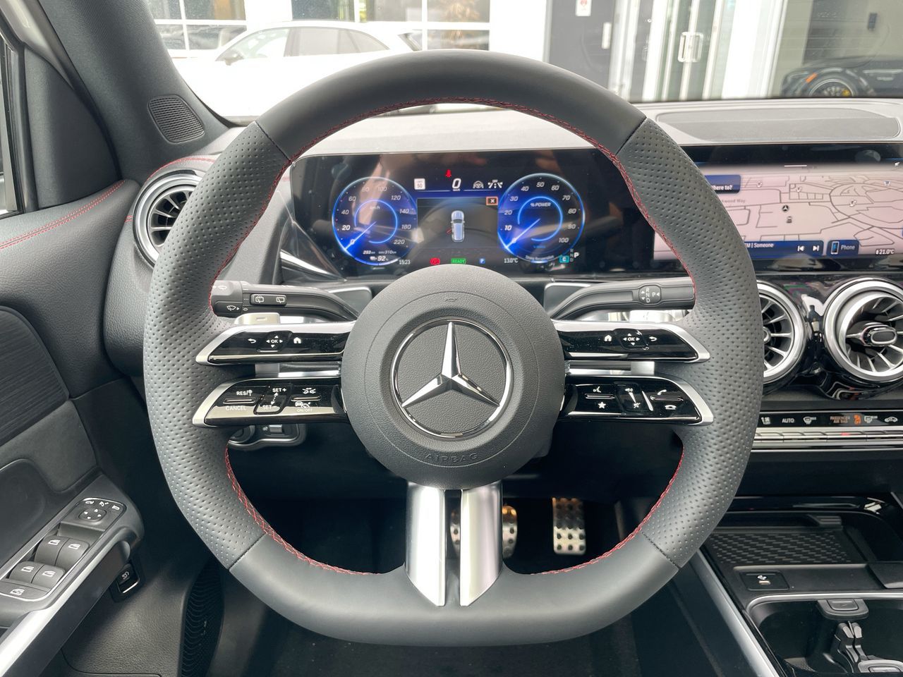 2025 Mercedes-Benz EQB