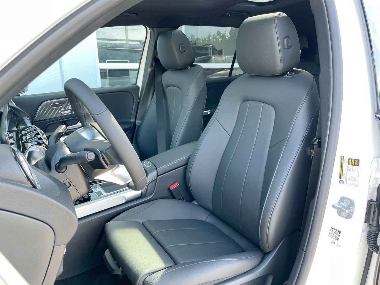 2025 Mercedes-Benz EQB in Richmond, British Columbia