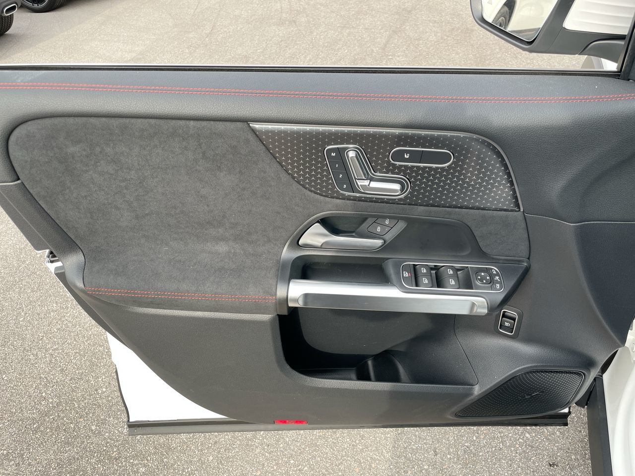 2025 Mercedes-Benz EQB in Richmond, British Columbia