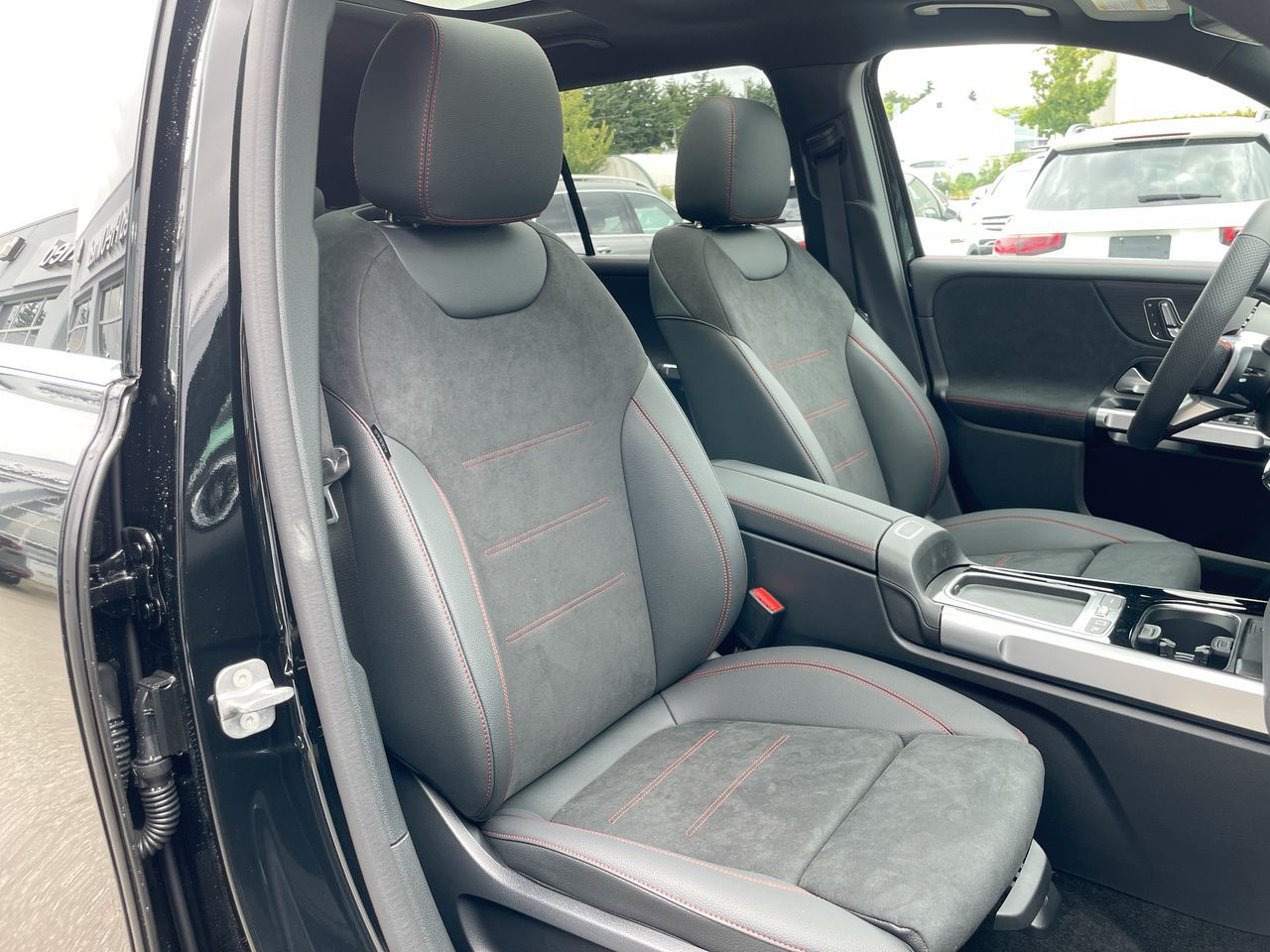 2025 Mercedes-Benz EQB in Richmond, British Columbia