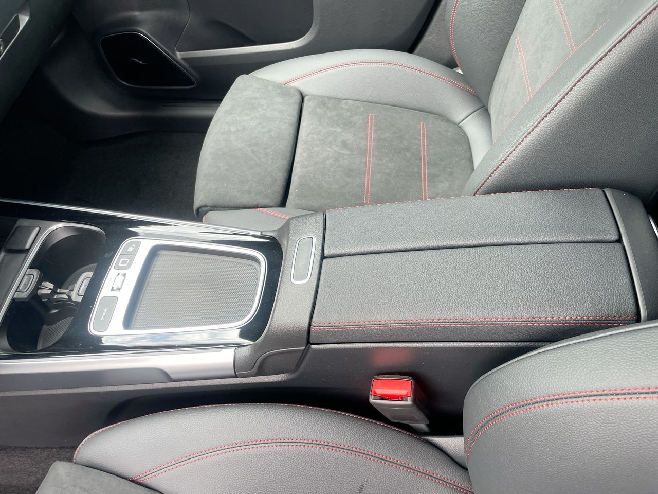 2025 Mercedes-Benz EQB in Richmond, British Columbia