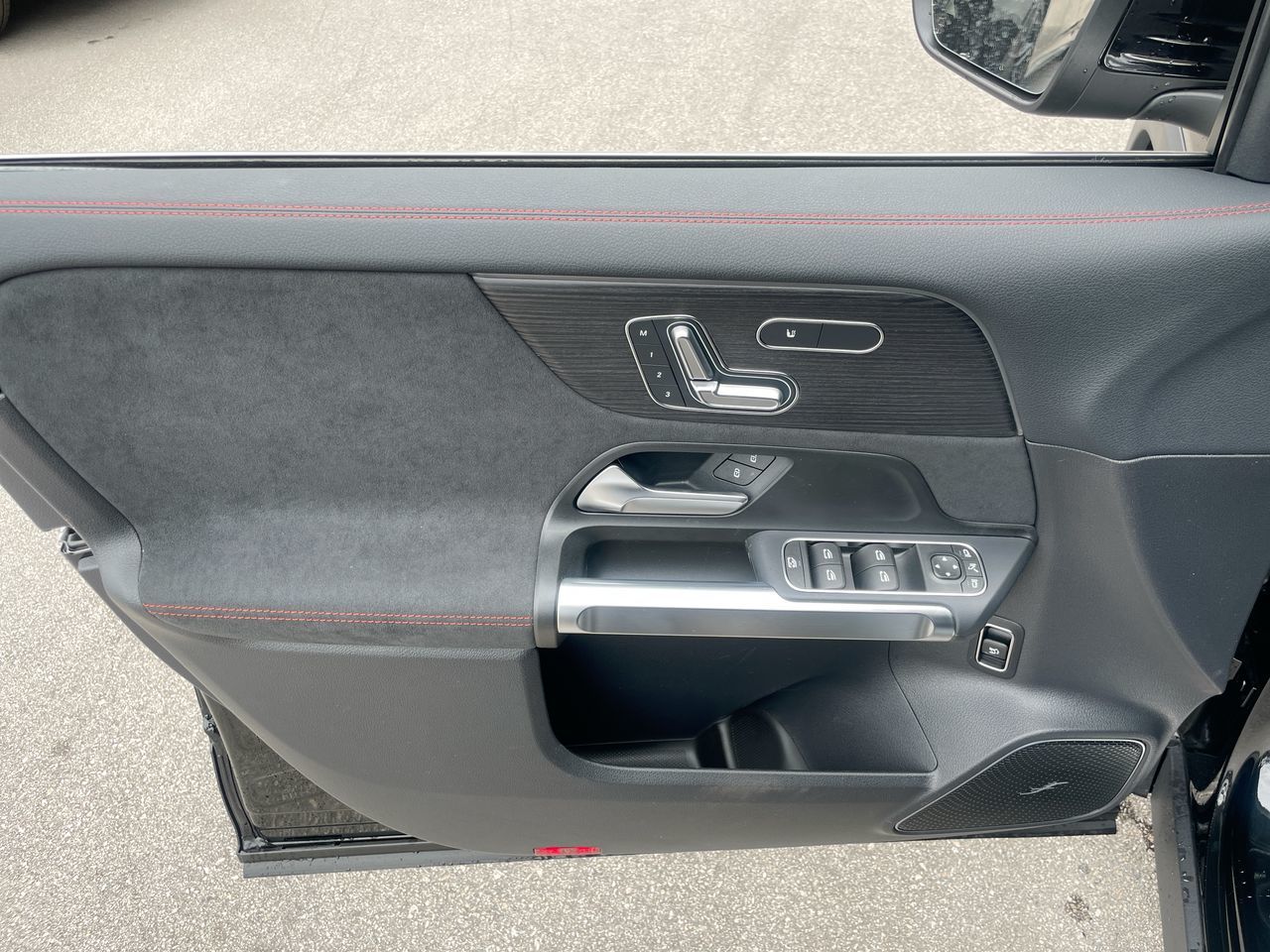 2025 Mercedes-Benz EQB in Richmond, British Columbia