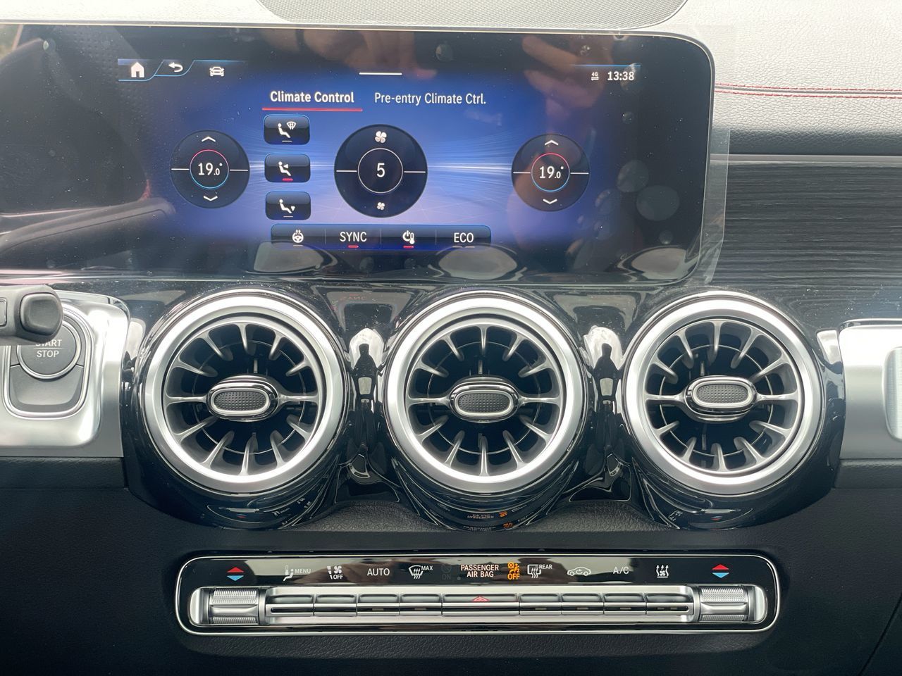 2025 Mercedes-Benz EQB in Richmond, British Columbia