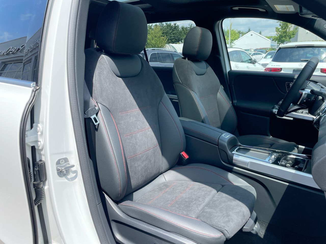 2025 Mercedes-Benz EQB in Richmond, British Columbia