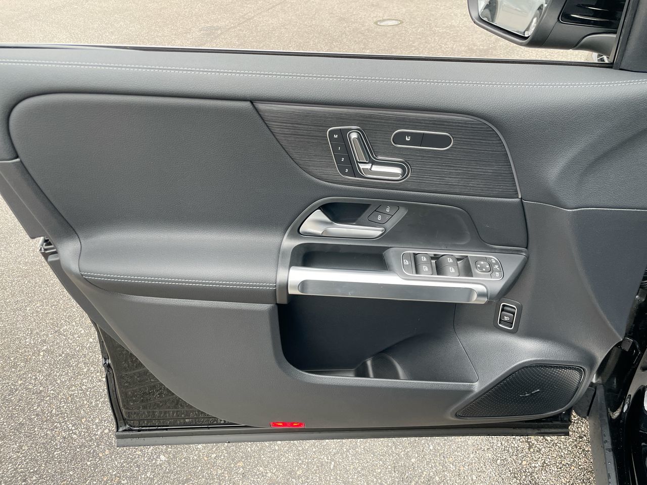 2025 Mercedes-Benz EQB in Richmond, British Columbia