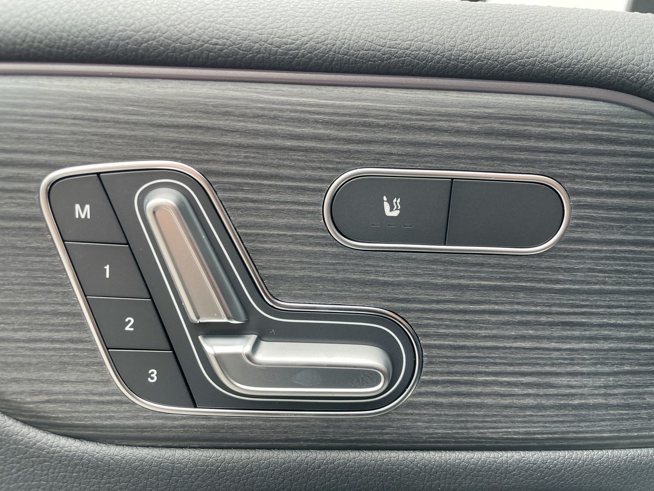 2025 Mercedes-Benz EQB in Richmond, British Columbia