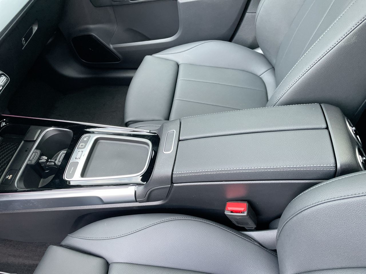 Mercedes-Benz EQB  2025 à Richmond, Colombie-Britannique