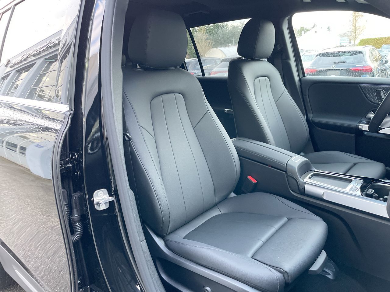 Mercedes-Benz EQB  2025 à Richmond, Colombie-Britannique