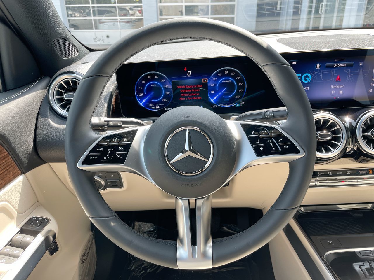 Mercedes-Benz EQB300  2024 à Richmond, Colombie-Britannique
