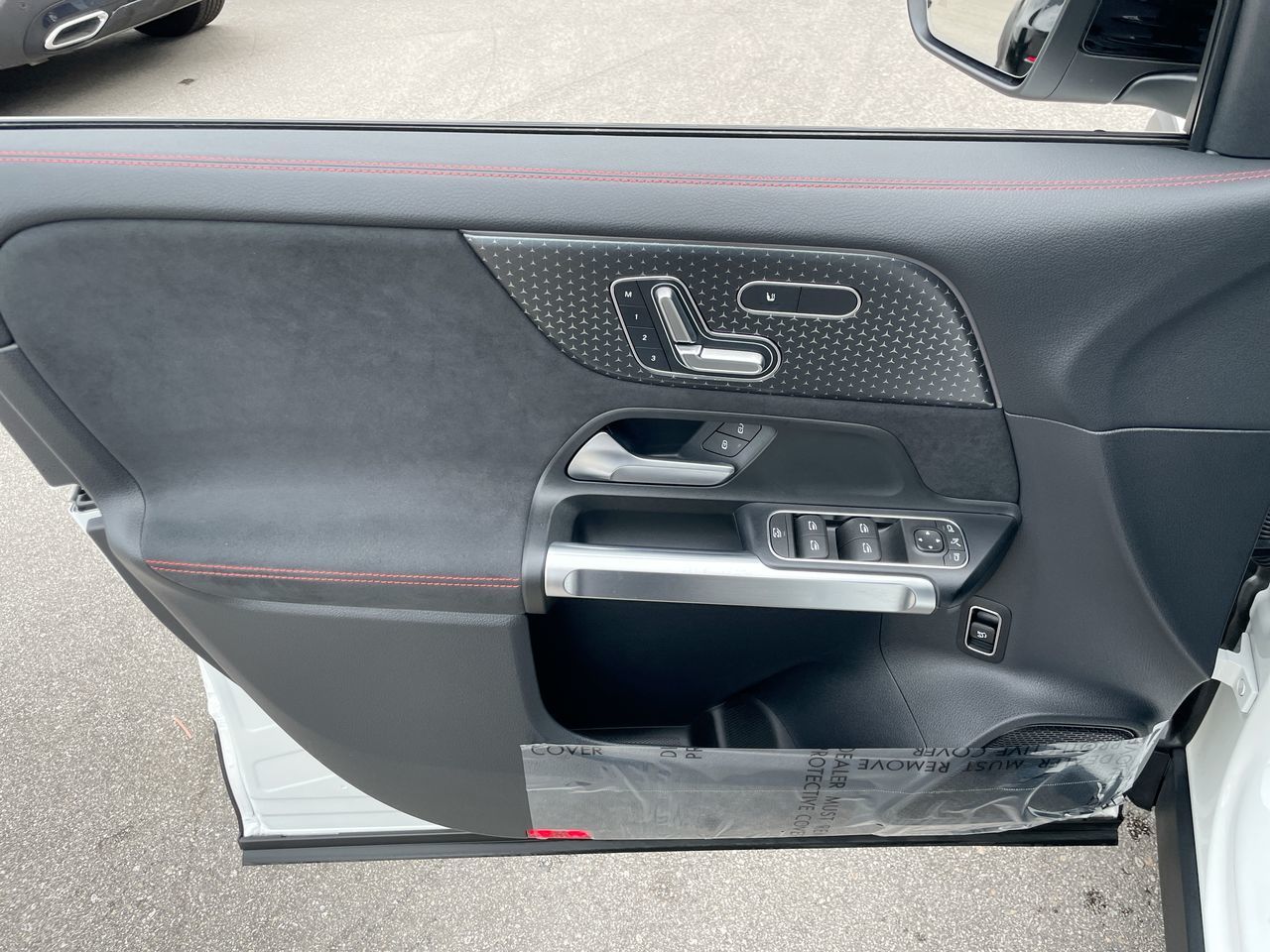 2024 Mercedes-Benz EQB300