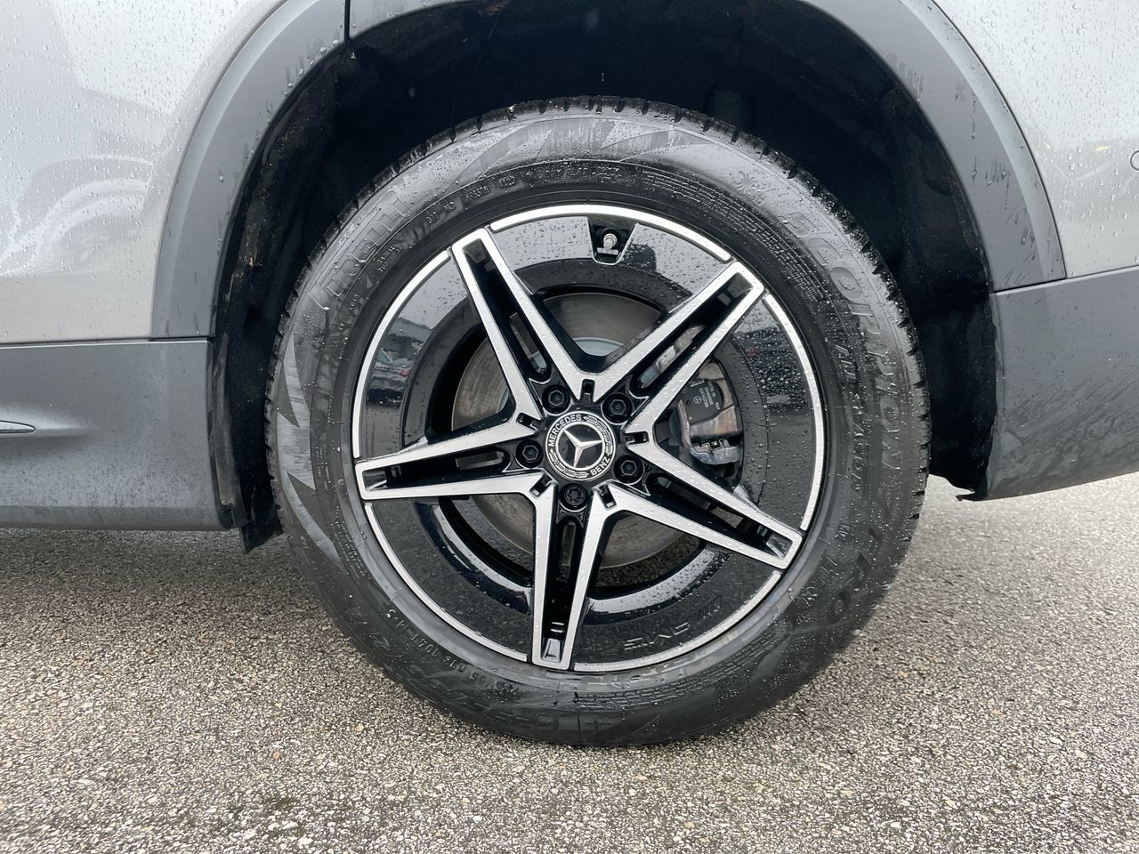 2024 Mercedes-Benz EQB300