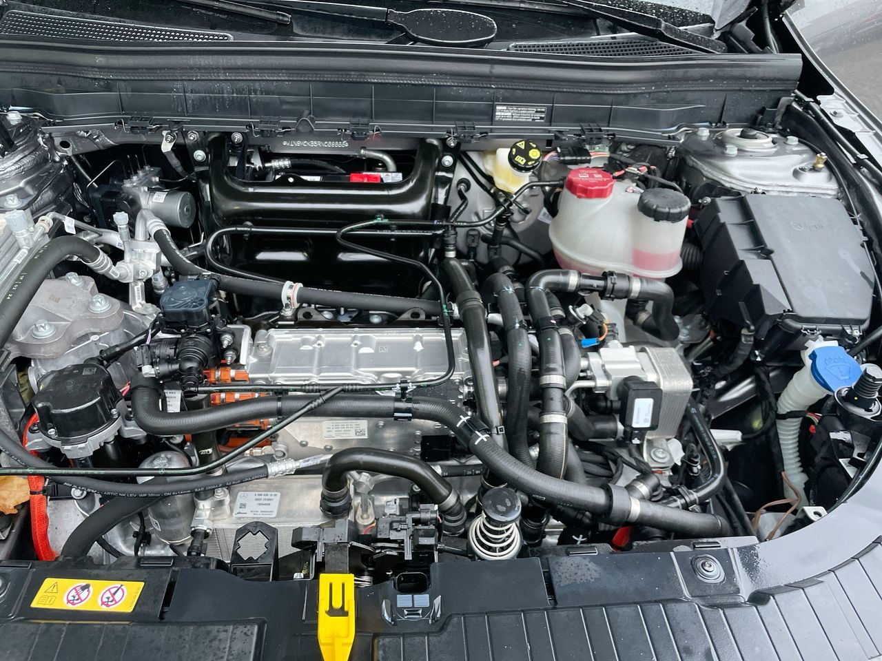 2024 Mercedes-Benz EQB300