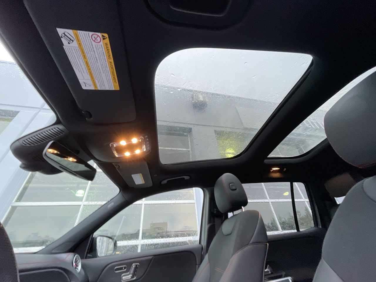 2024 Mercedes-Benz EQB300