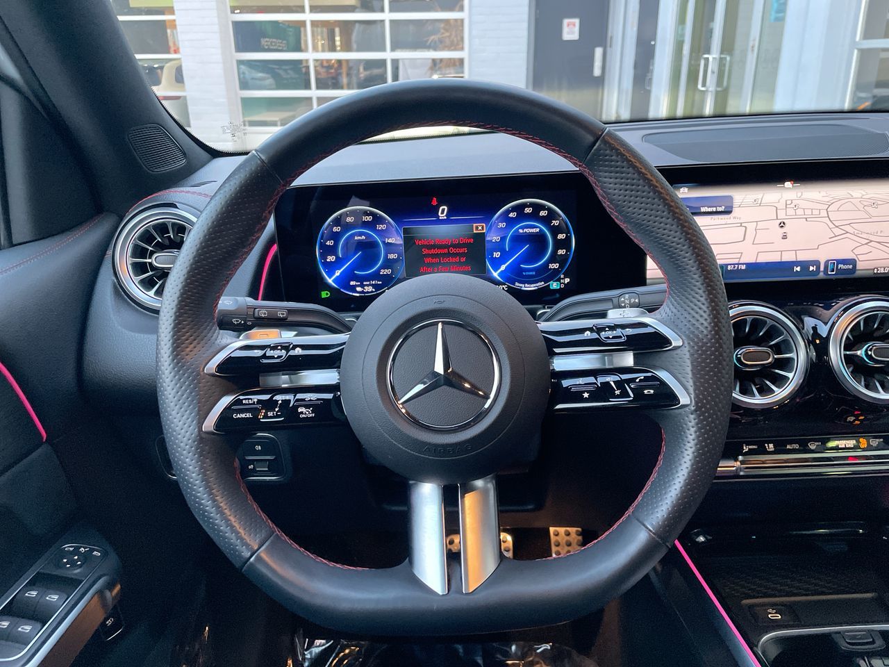 Mercedes-Benz EQB300  2024 à Richmond, Colombie-Britannique