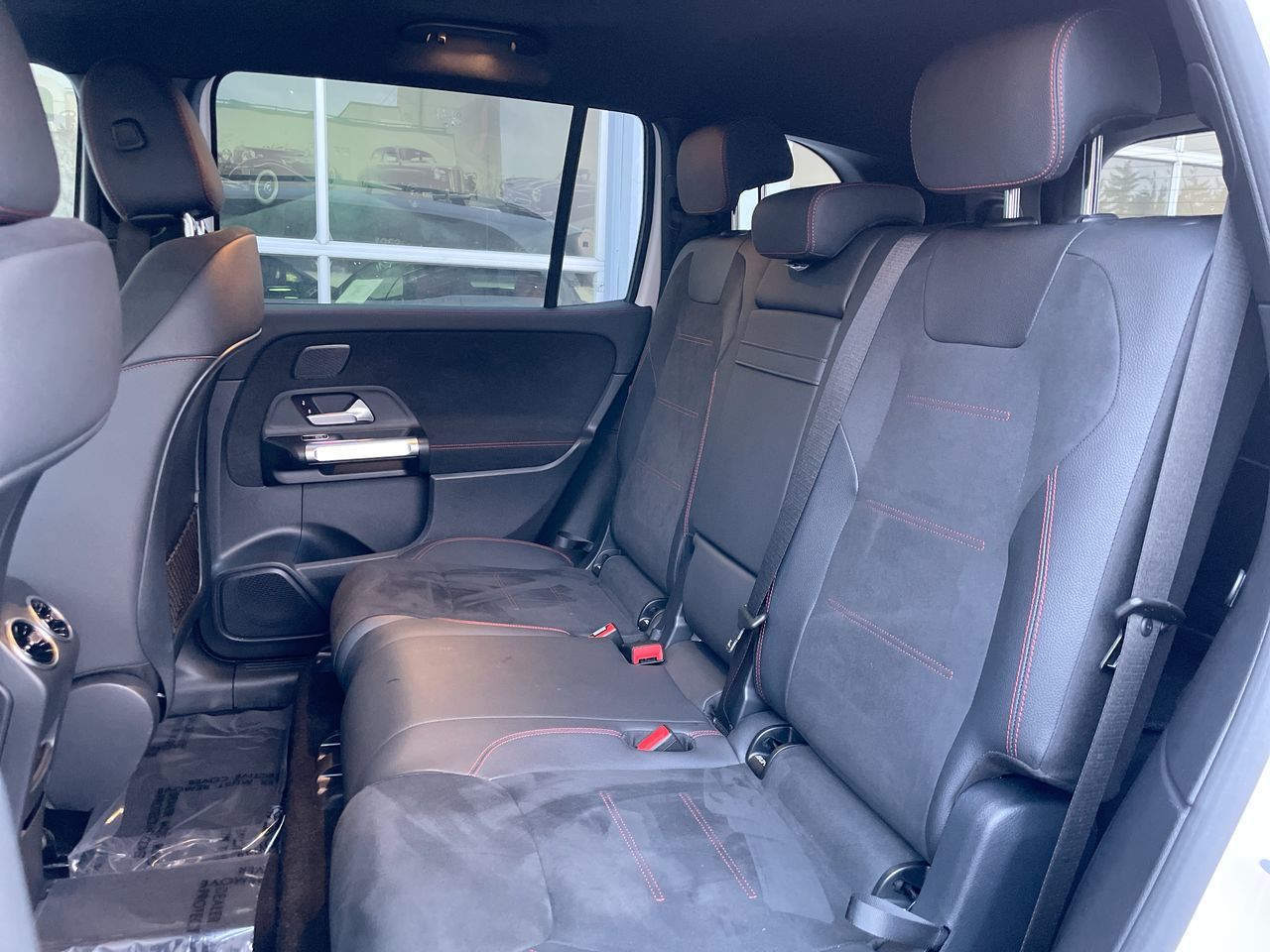 Mercedes-Benz EQB300  2024 à Richmond, Colombie-Britannique